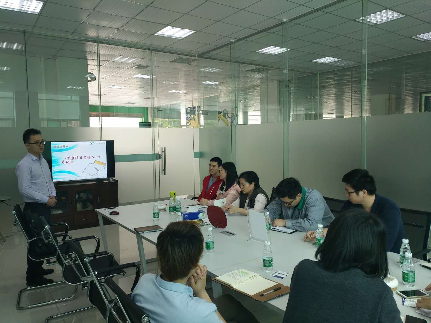 祝贺罗庚机器人签约顺景江南官方注册-江南(中国)